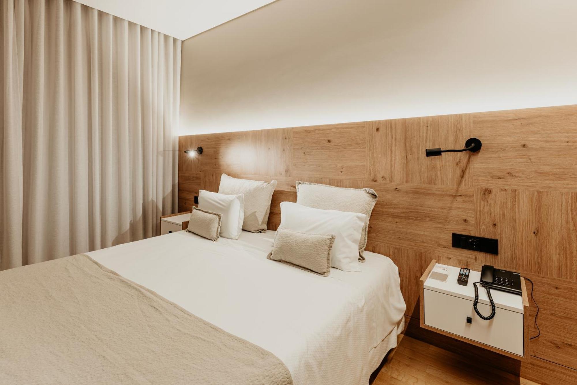 וילה נובה דה סרביירה Hotel Minho מראה חיצוני תמונה